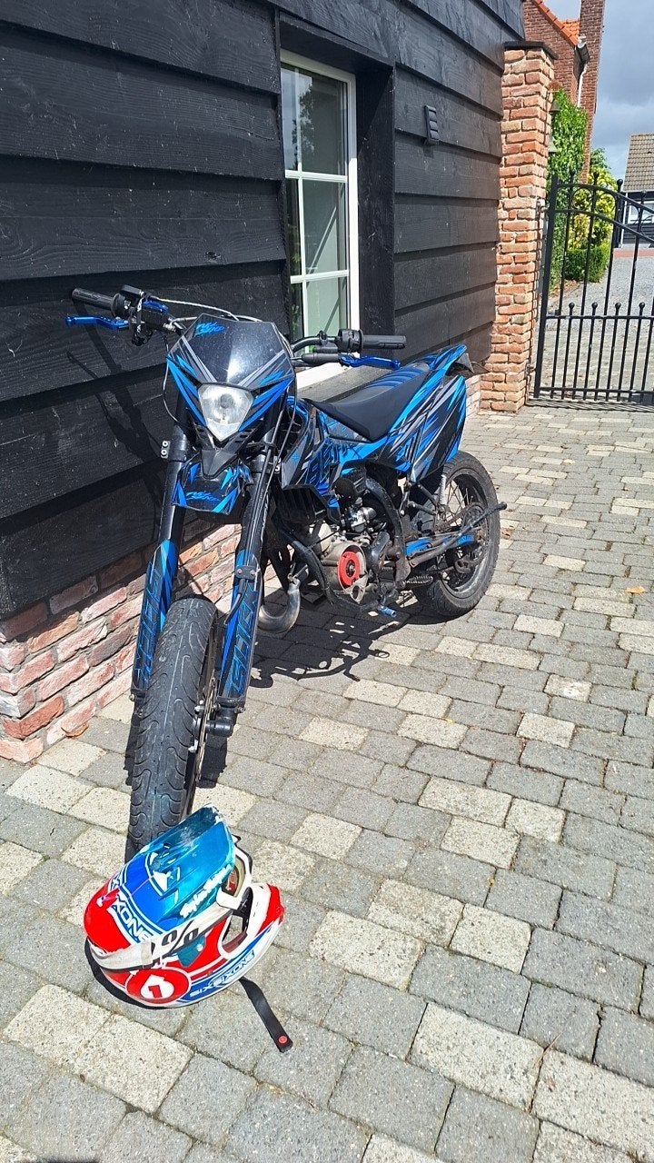 Beta rr 50 track, Fietsen en Brommers, Brommers | Crossbrommers, Zo goed als nieuw, Overige merken, Ophalen
