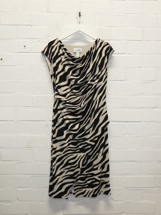Joseph Ribkoff - Mooie Jurk animalprint maat 40 & 42 - Nieuw, Zwart, Maat 42/44 (L), Joseph Ribkoff, Nieuw