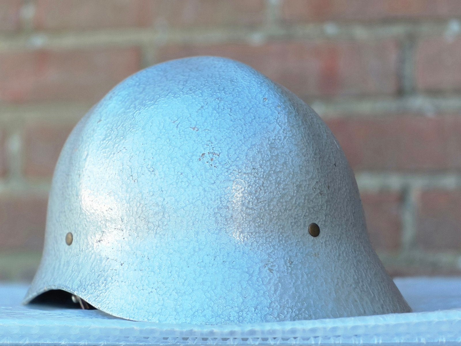 brandweerhelm brandweer Hongarije, Ophalen of Verzenden, Landmacht, Nederland, Embleem of Badge