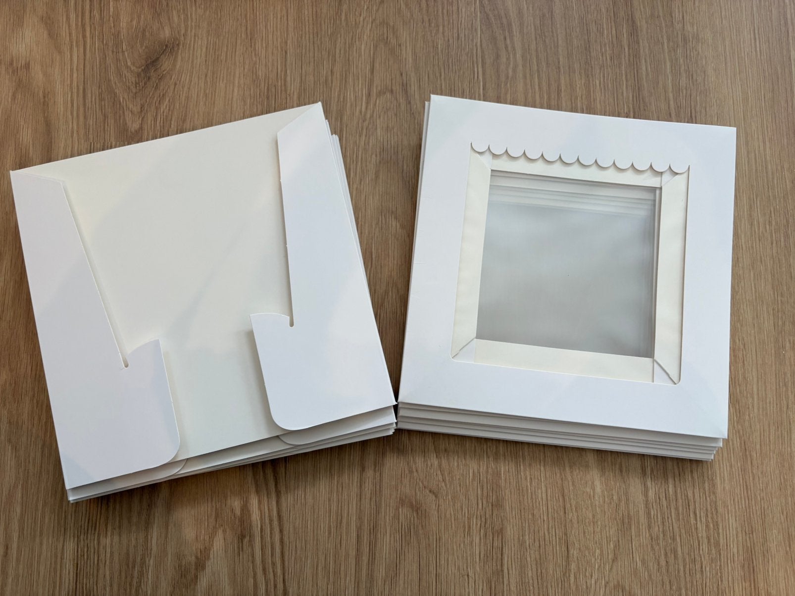 8x Hoge taartdoos 28x28x28 - luifel, Hobby en Vrije tijd, Ophalen of Verzenden, Zo goed als nieuw, Versiering