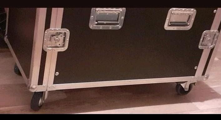 Flightcase buitenmaten 100b 55d  65h als Nieuw, Ophalen, Zo goed als nieuw, Overige instrumenten, Flightcase