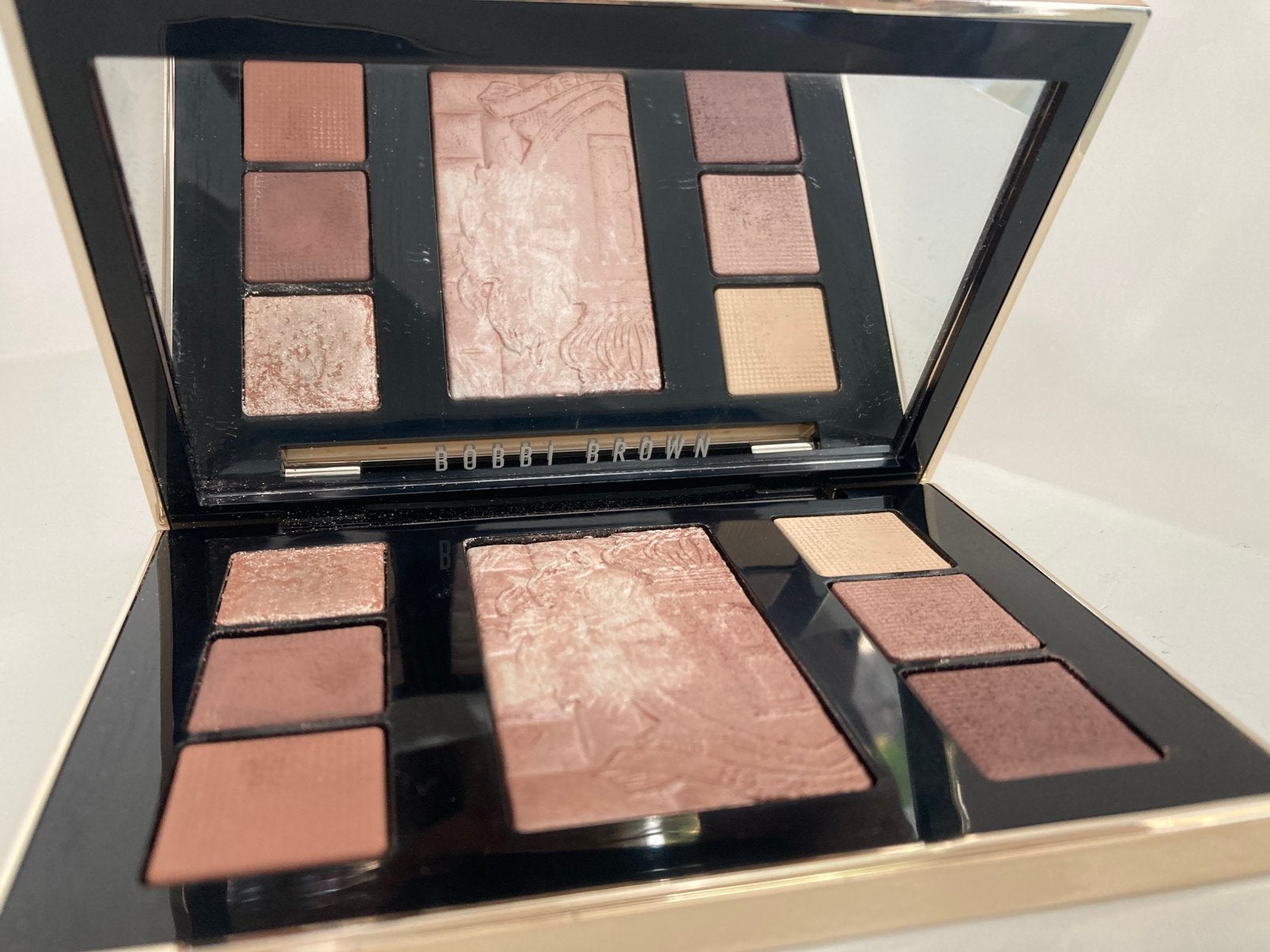 Bobbi Brown ‘Luxe Eye & Glow Palette’, Verzenden, Zo goed als nieuw, Overige kleuren, Ogen