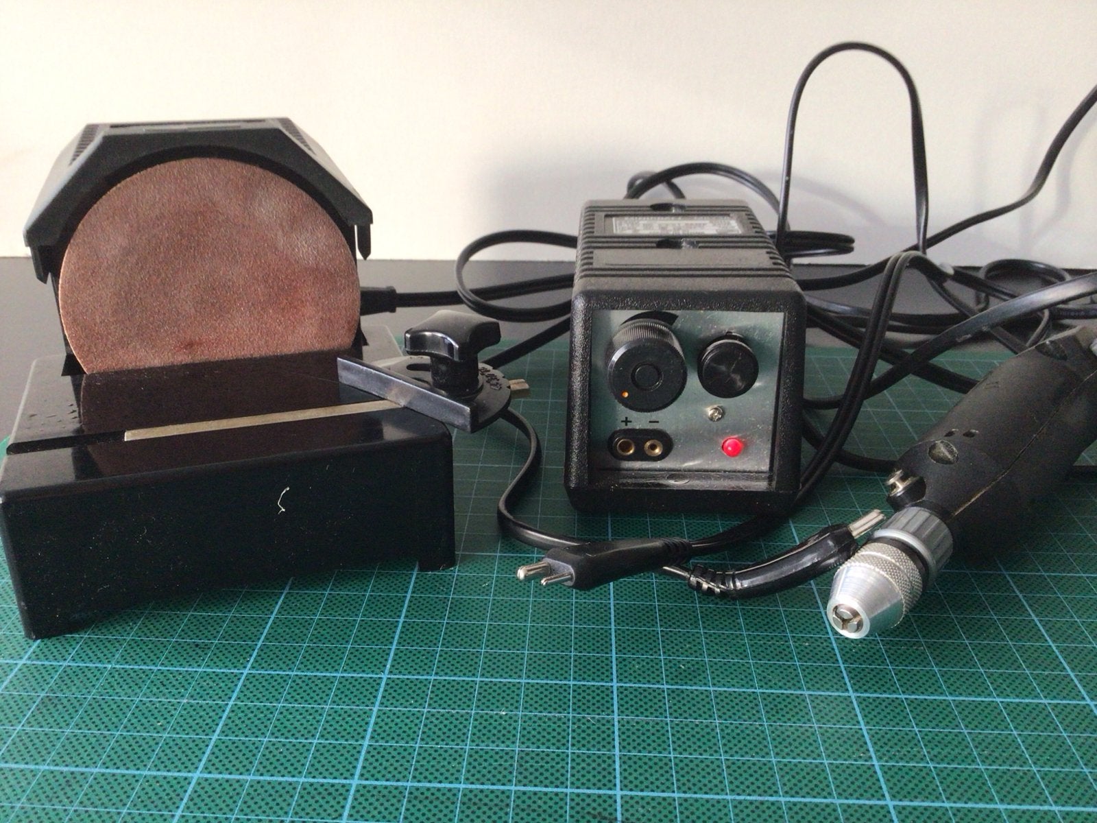 Minicraft schuurmachine, Dremel en Transformator set, Ophalen of Verzenden, Gebruikt, Poppenhuis