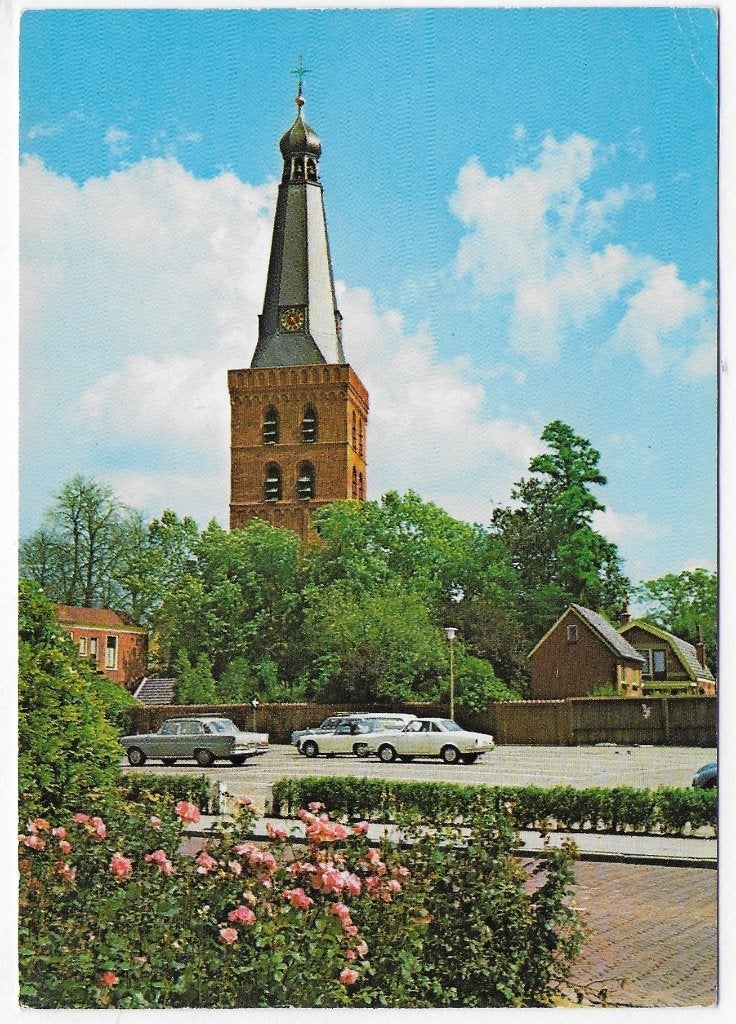 Barneveld Toren N H Kerk gelopen Ansichtkaart (B2834 ), Ophalen of Verzenden, 1980 tot heden, Gelopen, Gelderland