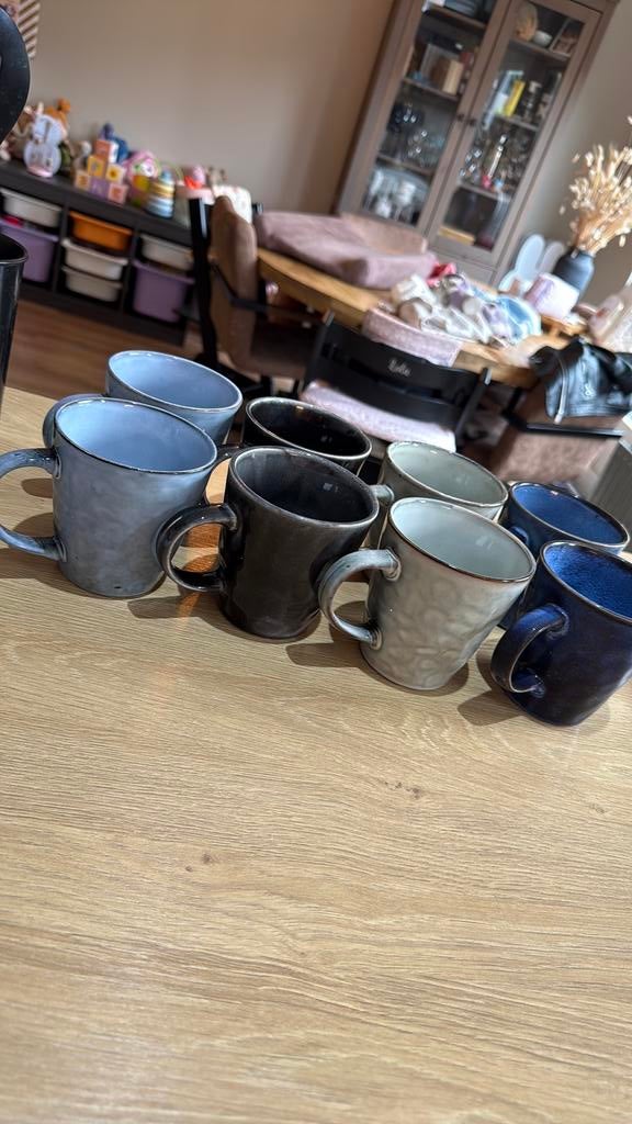 Set van 8 Mokken van Xenos, Ophalen, Zo goed als nieuw, Overige stijlen, Kop(pen) en/of Schotel(s)
