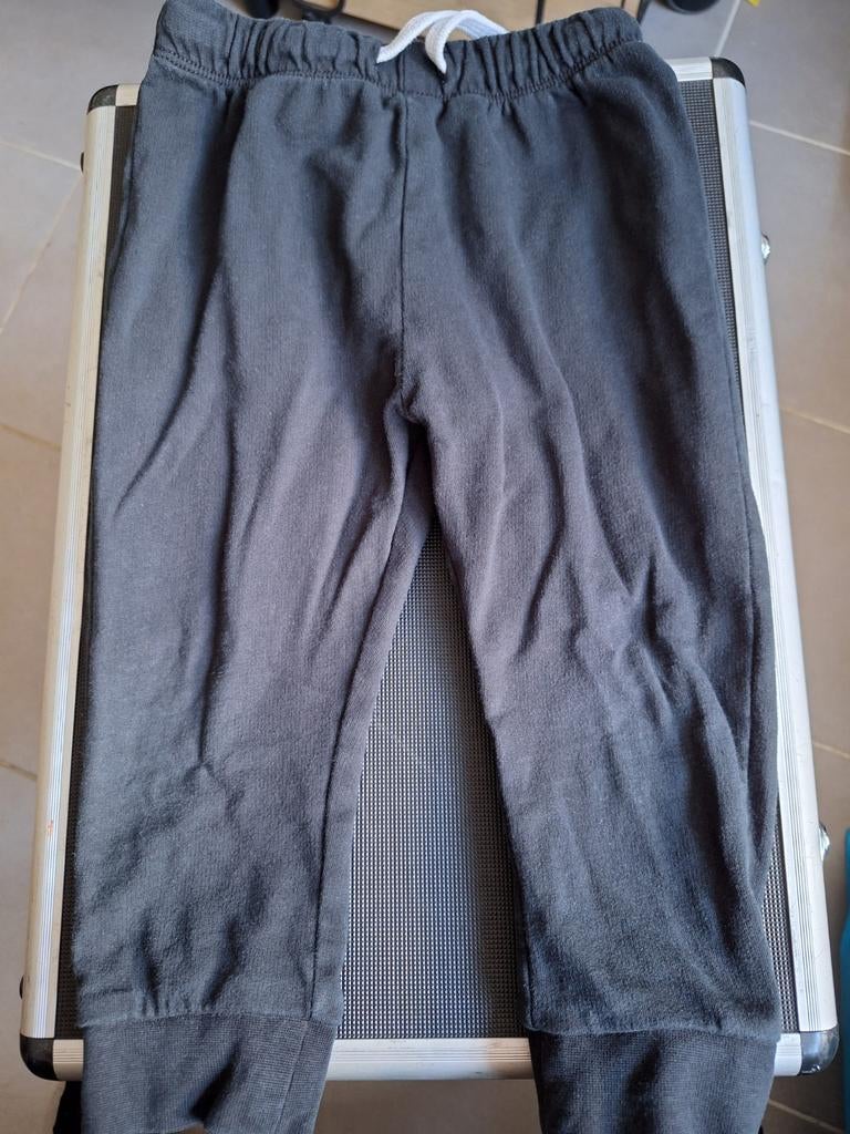 Zwarte lange Joggingbroek maat 92, Kinderen en Baby's, Kinderkleding | Maat 92, Broek, Jongen of Meisje, Hema, Onbekend