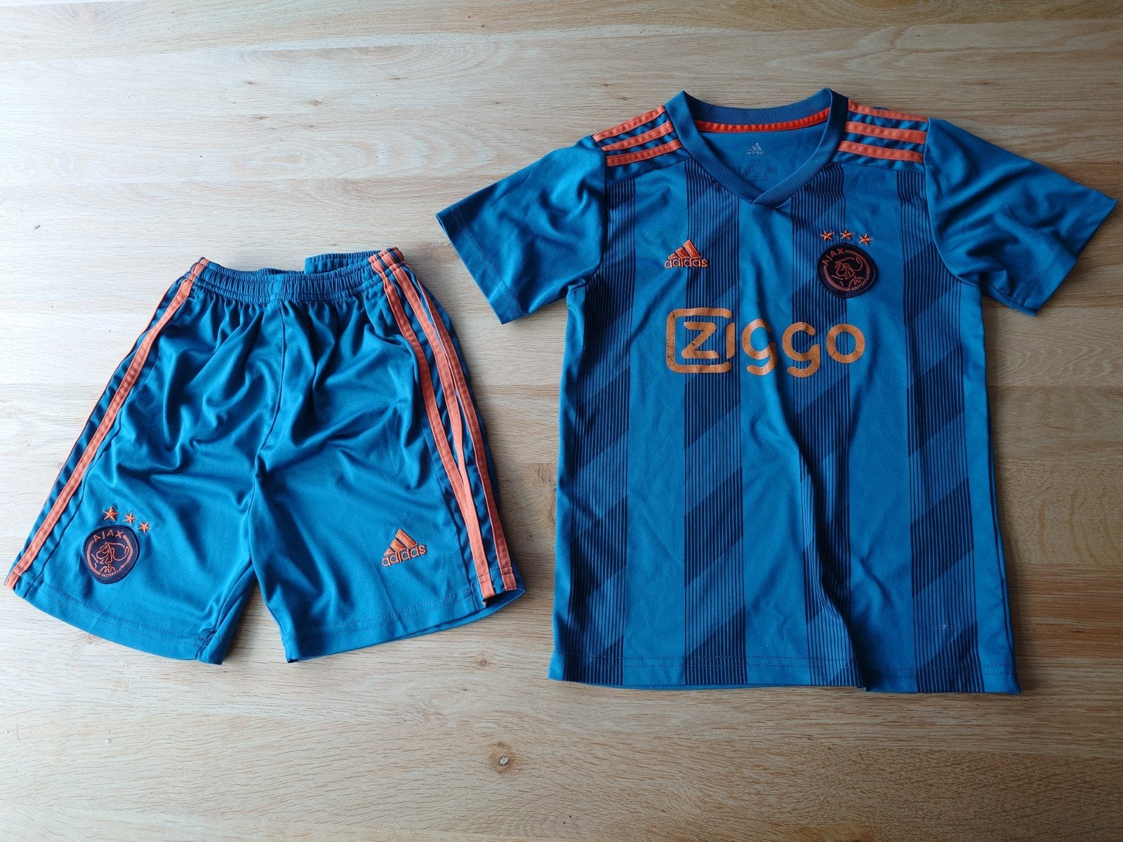 Ajax tenue maat 146 (jongens of meisjes), Ophalen of Verzenden, Gebruikt, Adidas, Jongen of Meisje