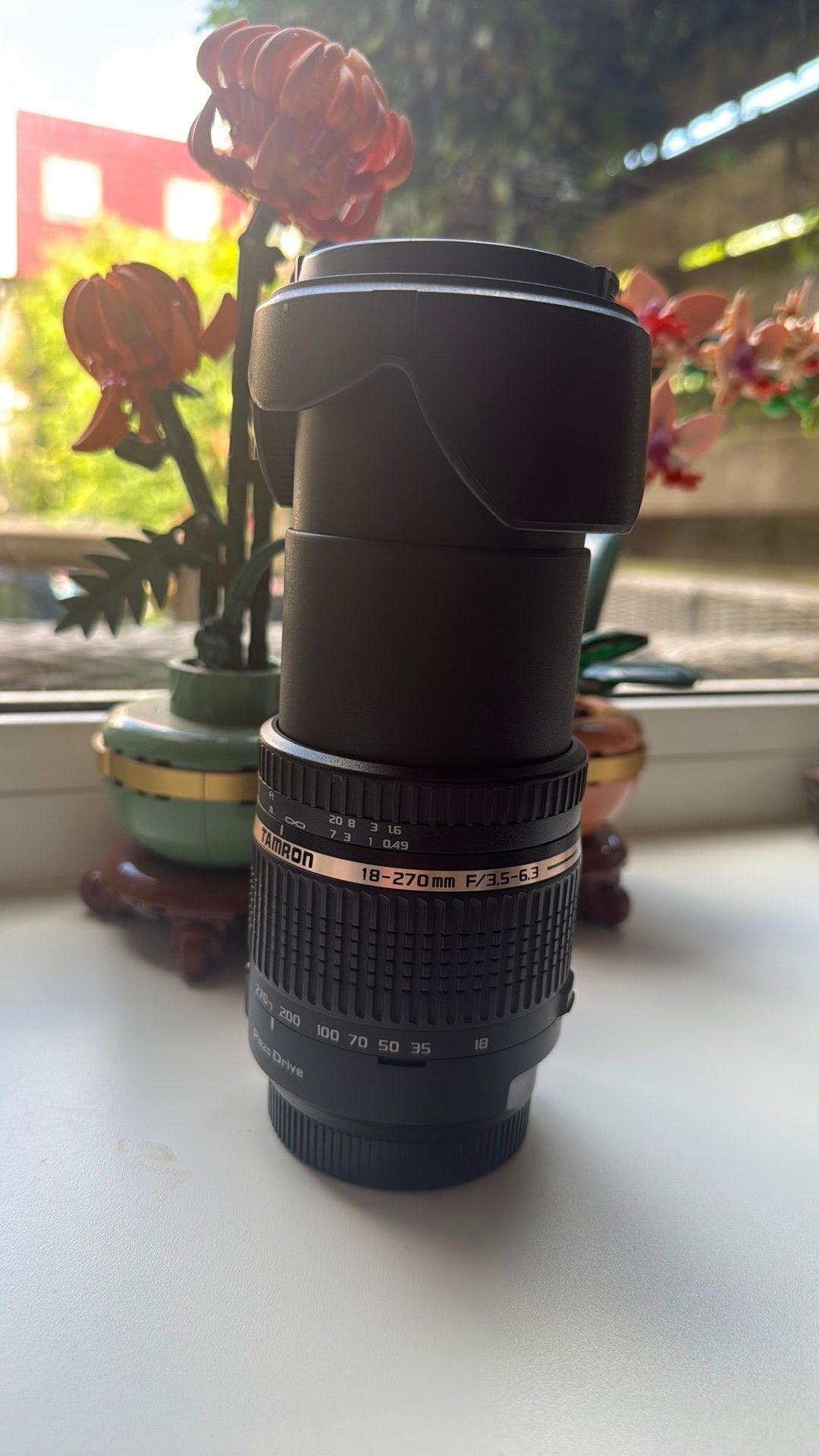 Tamron 18-270mm F/3.5-6.3 lens sony Mount., Audio, Tv en Foto, Fotografie | Lenzen en Objectieven, Ophalen of Verzenden, Zo goed als nieuw