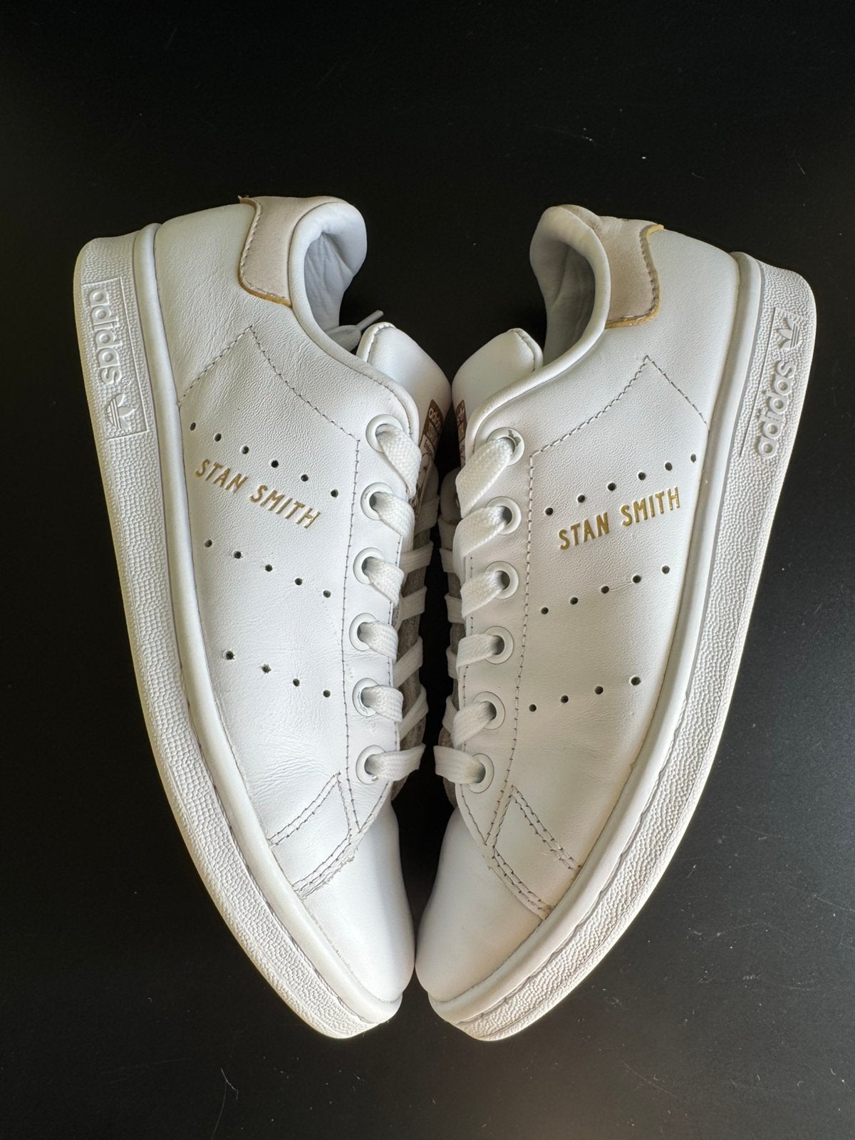 Adidas stan smith Gold, echt leer, maat 37 1/3, Wit, Ophalen of Verzenden, Sneakers of Gympen, Zo goed als nieuw
