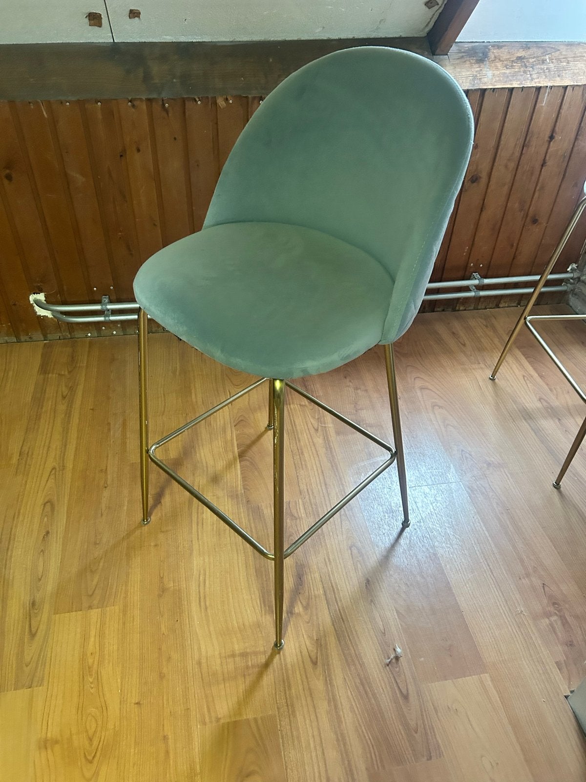2 stuks! Zo goed als nieuwe barkruk - Blauw met messing/goud, Ophalen, 60 tot 90 cm, Zo goed als nieuw, 1 kruk