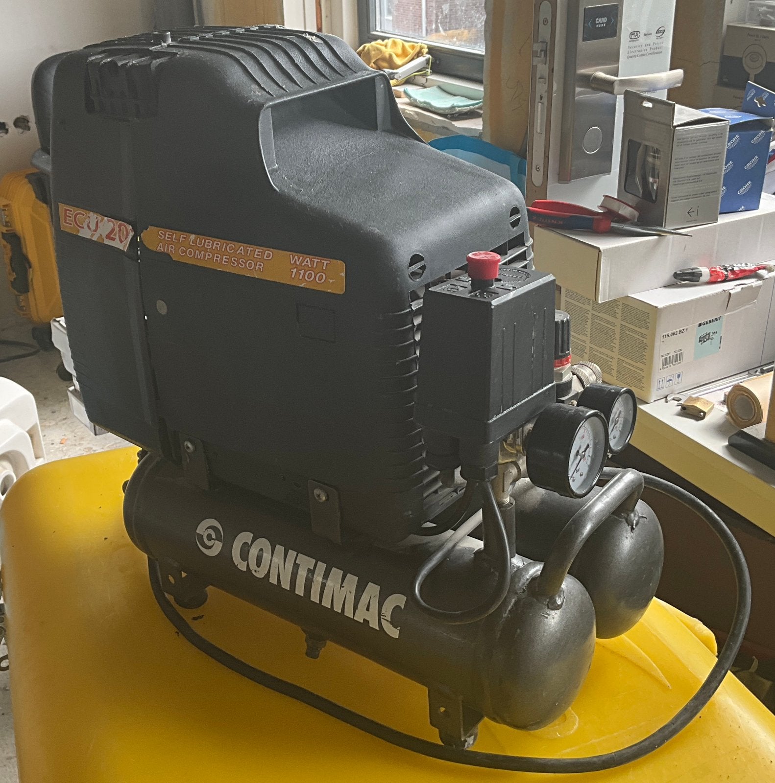 Contimac Compressor ECU Olievrij, Ophalen, Zo goed als nieuw