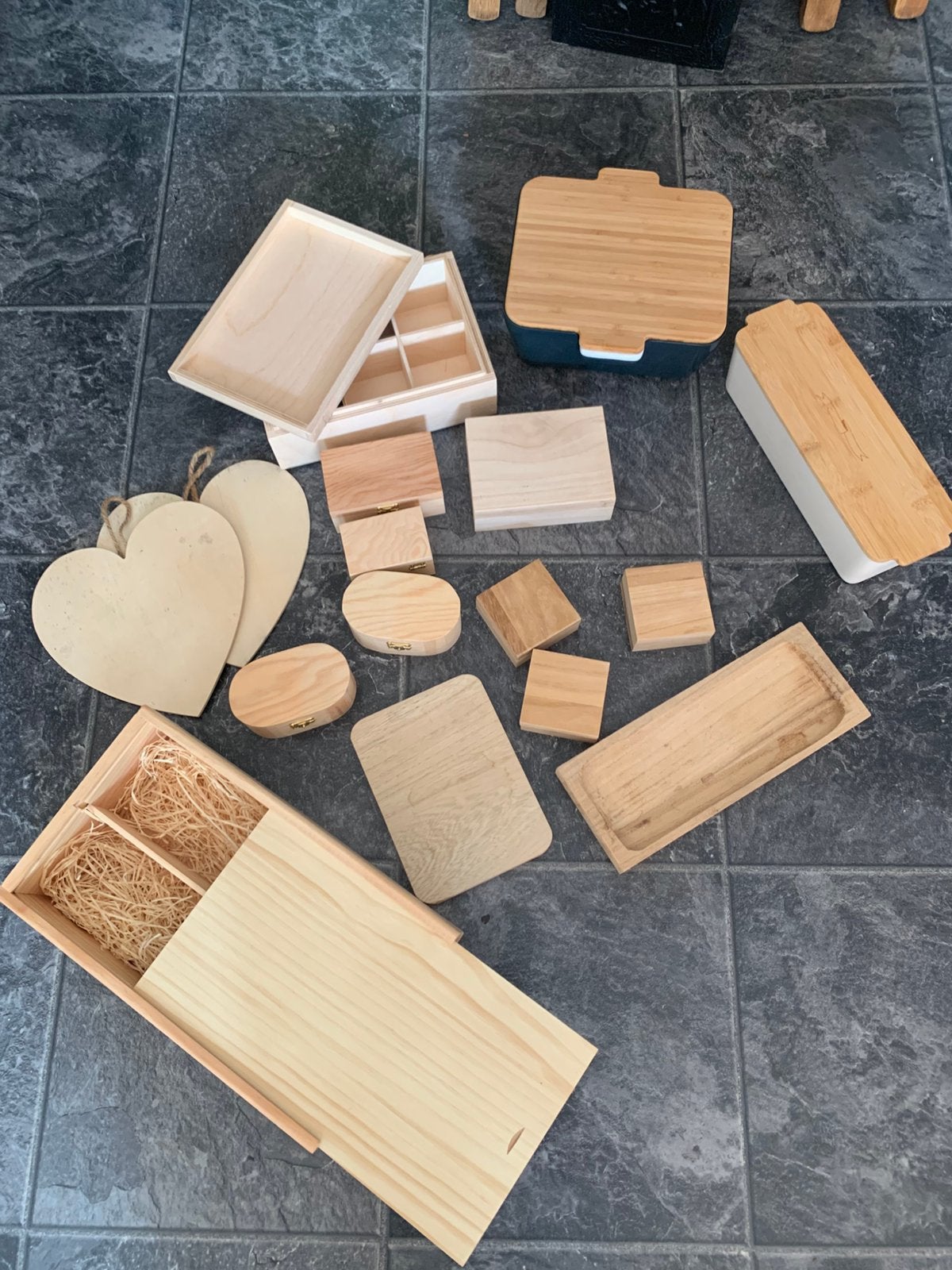 Houten artikelen voor bv houtbranden, Ophalen