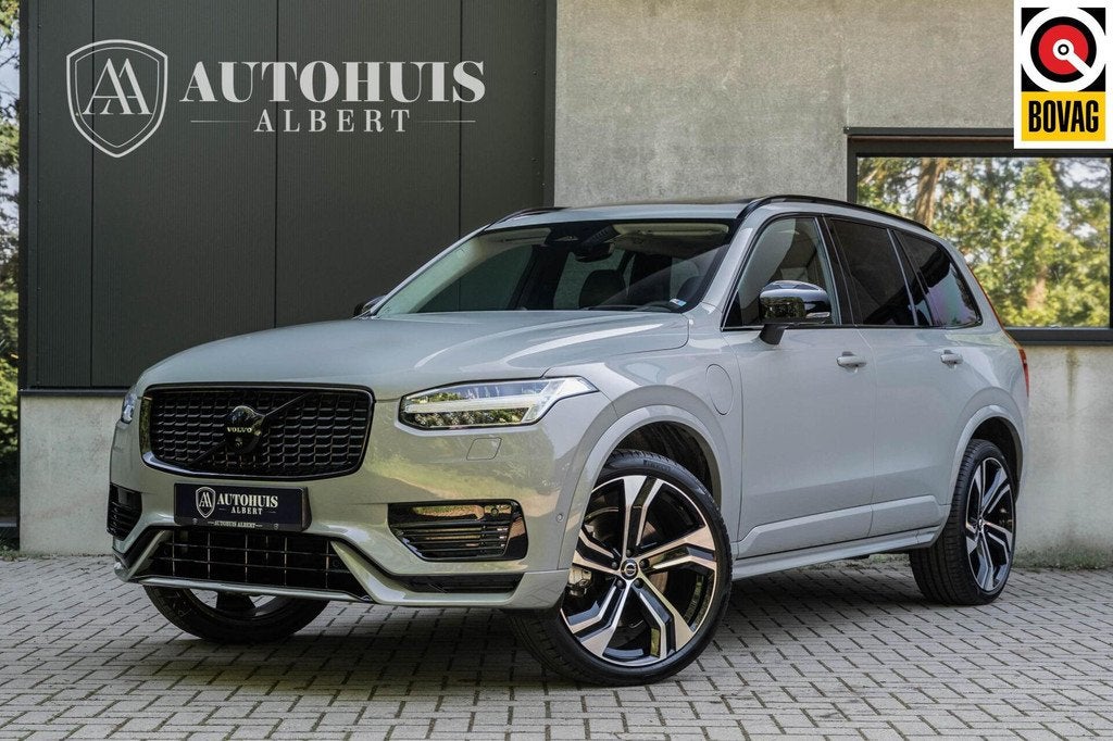 Volvo XC90 T8 Ultra Dark B&W Luchtvering Massage HUD 22'', Gebruikt, Zwart, 4 cilinders, 1969 cc
