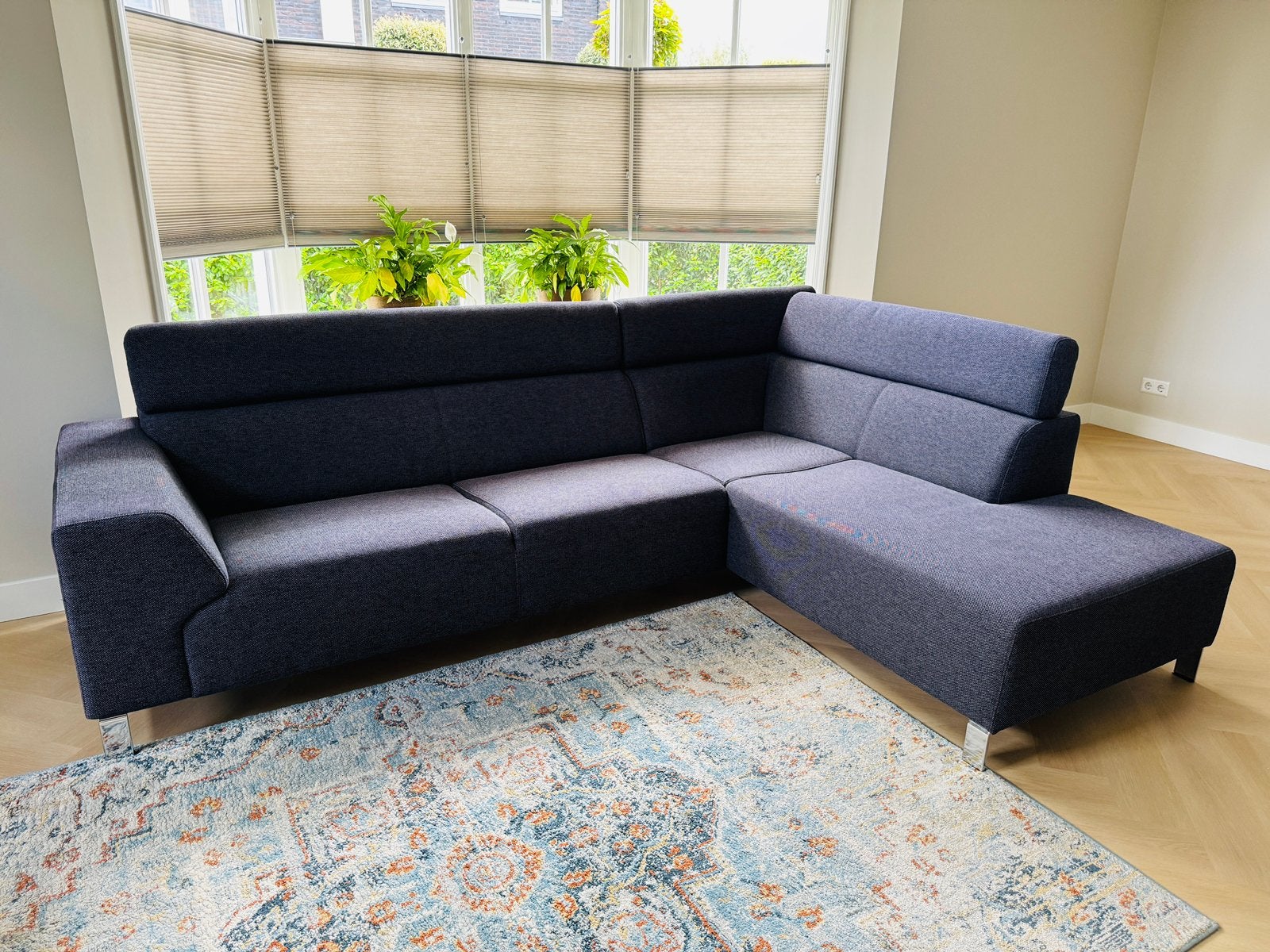 Nette donkergrijze hoekbank met chaise longue 271 x 193, Ophalen, Zo goed als nieuw, Stof, Modern