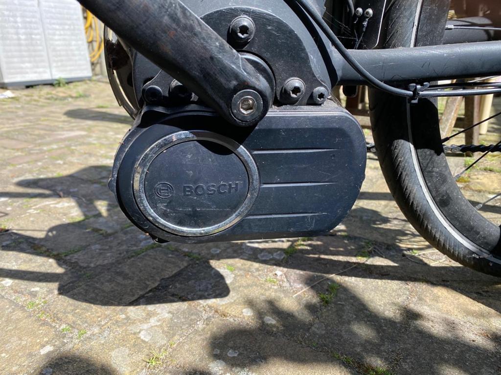 E-bike met Bosch motor en 2586 km op de teller, Ophalen, Zo goed als nieuw, Overige modellen