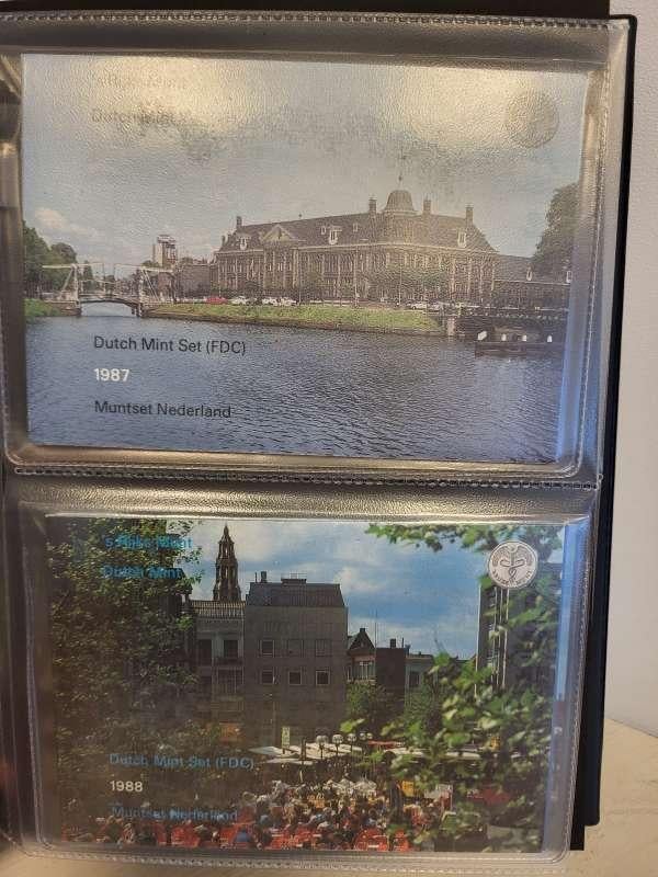 Nederland verzameling FDC Jaarsets 1987 t/m 2001, Postzegels en Munten, Munten | Nederland, Ophalen of Verzenden, Koningin Beatrix