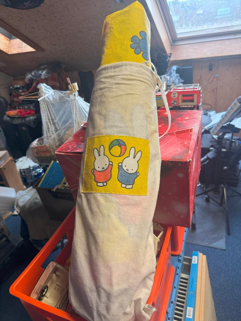 Aangeboden Nijntje tent, Ophalen, Gebruikt, Overige materialen