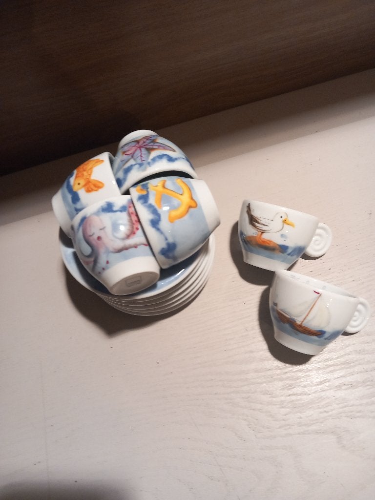 Thun servies Maritim Espresso kop en schotels als Illy., Keramiek, Ophalen of Verzenden, Zo goed als nieuw, Overige stijlen