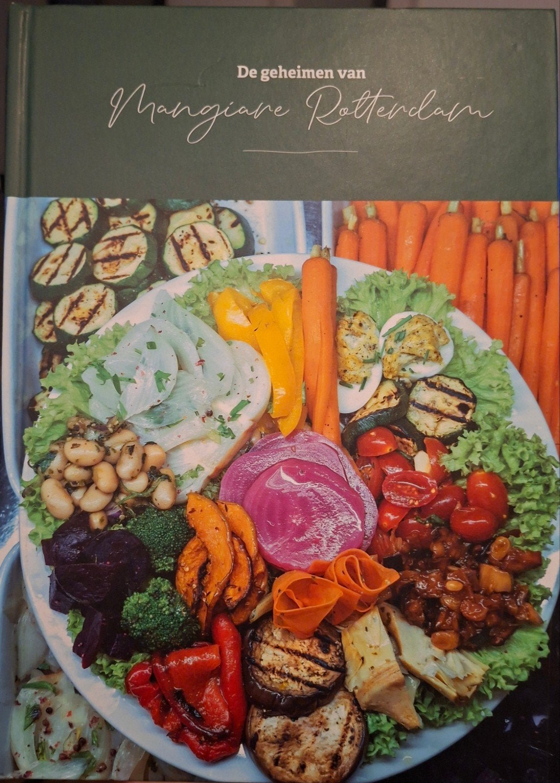 De Geheimen van Mangiare Rotterdam ISBN: 9789082948387, Boeken, Voorgerechten en Soepen, Ophalen of Verzenden, Zo goed als nieuw