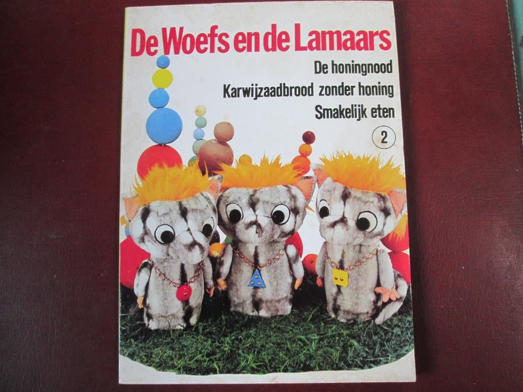 De Woefs en de Lamaars, door Leen Valkenier, Ophalen of Verzenden, Gelezen, Fictie algemeen