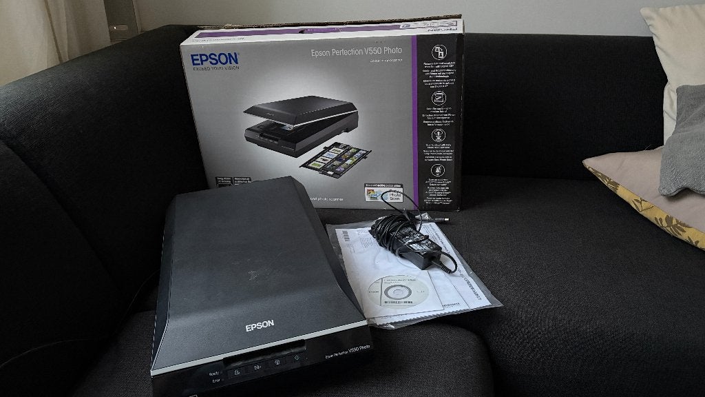 Epson Perfection V550 Photo scanner - als nieuw, Epson, Ophalen of Verzenden, Zo goed als nieuw, MacOS