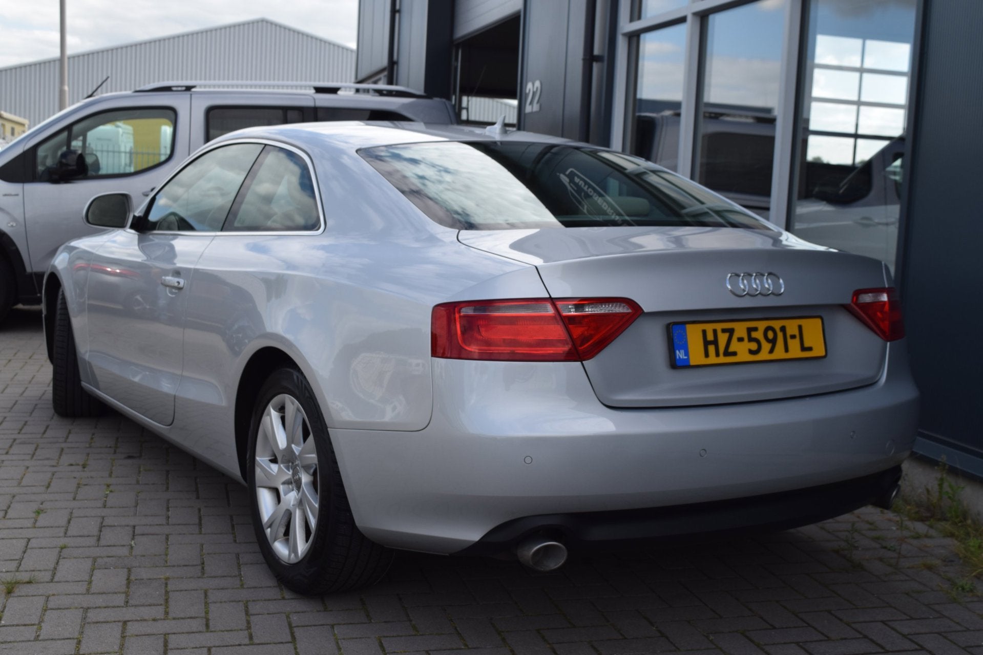 Audi A5 Coupé 2.7 TDI Pro Line | Automaat | LED + Xenon | A, Auto's, 15 km/l, Gebruikt, Beige, 2698 cc