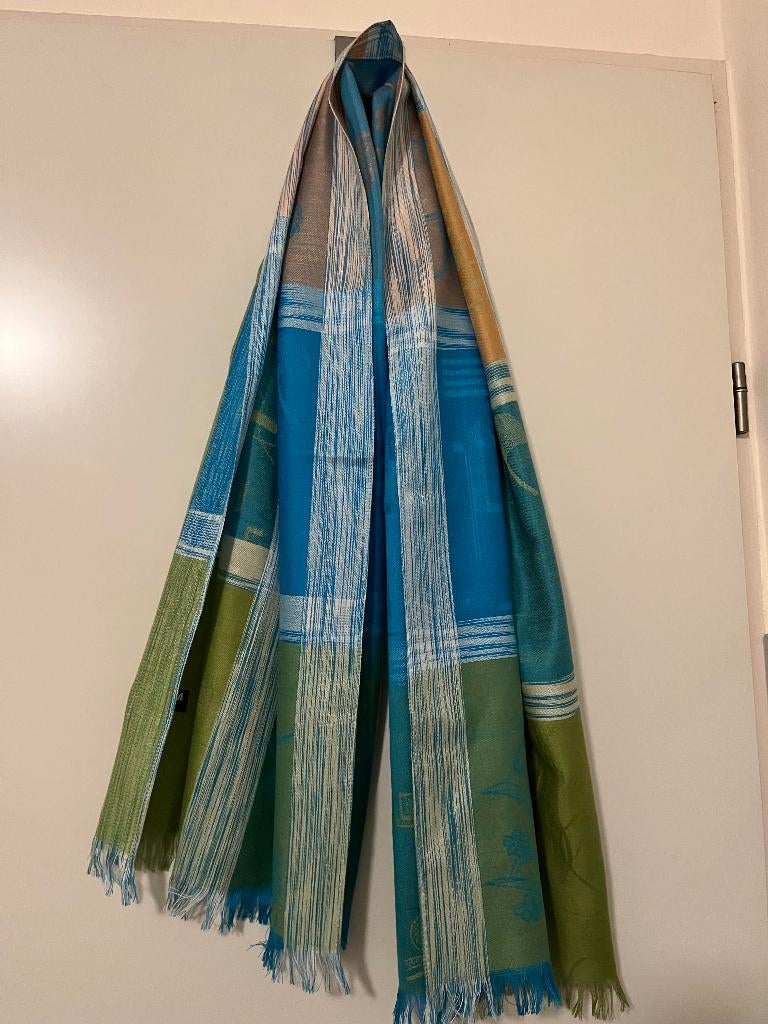 Pashmina sjaal, Maat 46/48 (XL) of groter, Ophalen of Verzenden, Sjaal, Onbekend