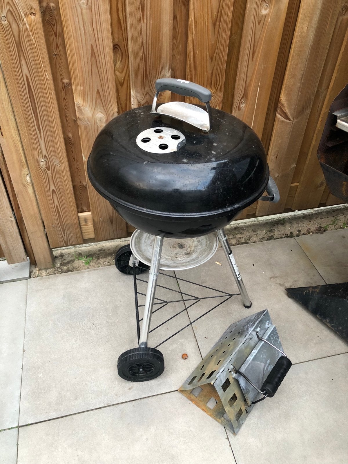 Weber barbecue met brikettenstarter, Ophalen, Gebruikt