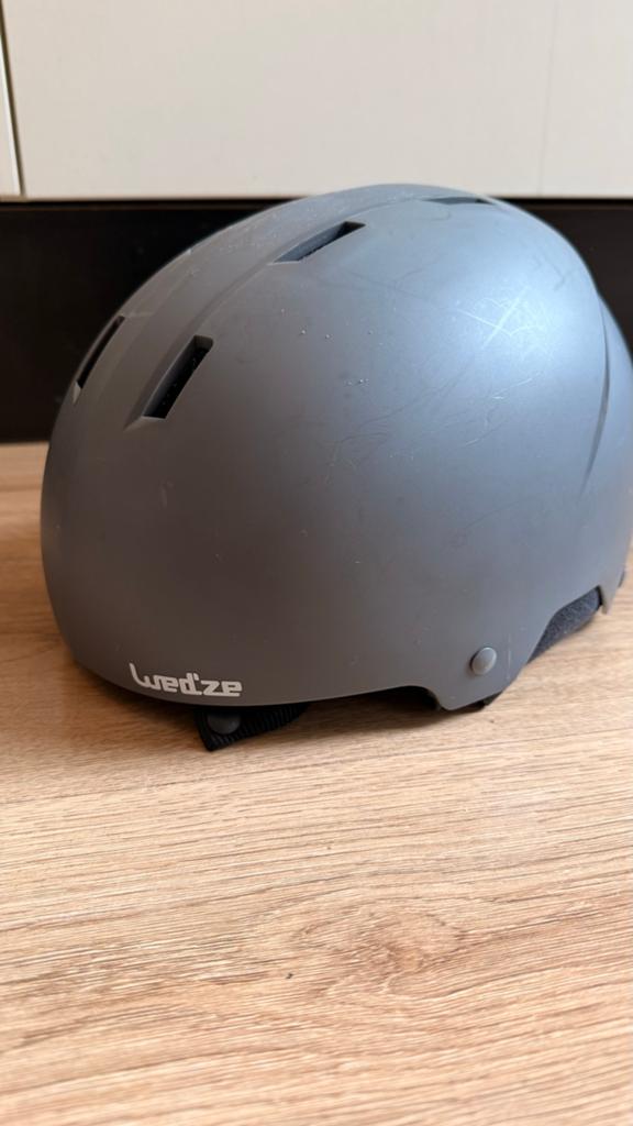 Wed'ze skihelm H 100 P grijs maat M (56-59 cm), Ophalen of Verzenden, Zo goed als nieuw