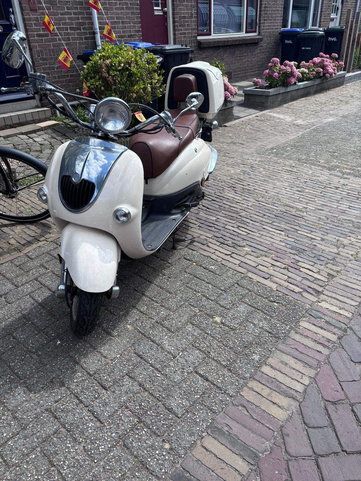ZNEN Aurora 5 scooter -  Rijdt nog, heeft wat liefde nodig, Ophalen, Gebruikt, Benzine, Overige merken