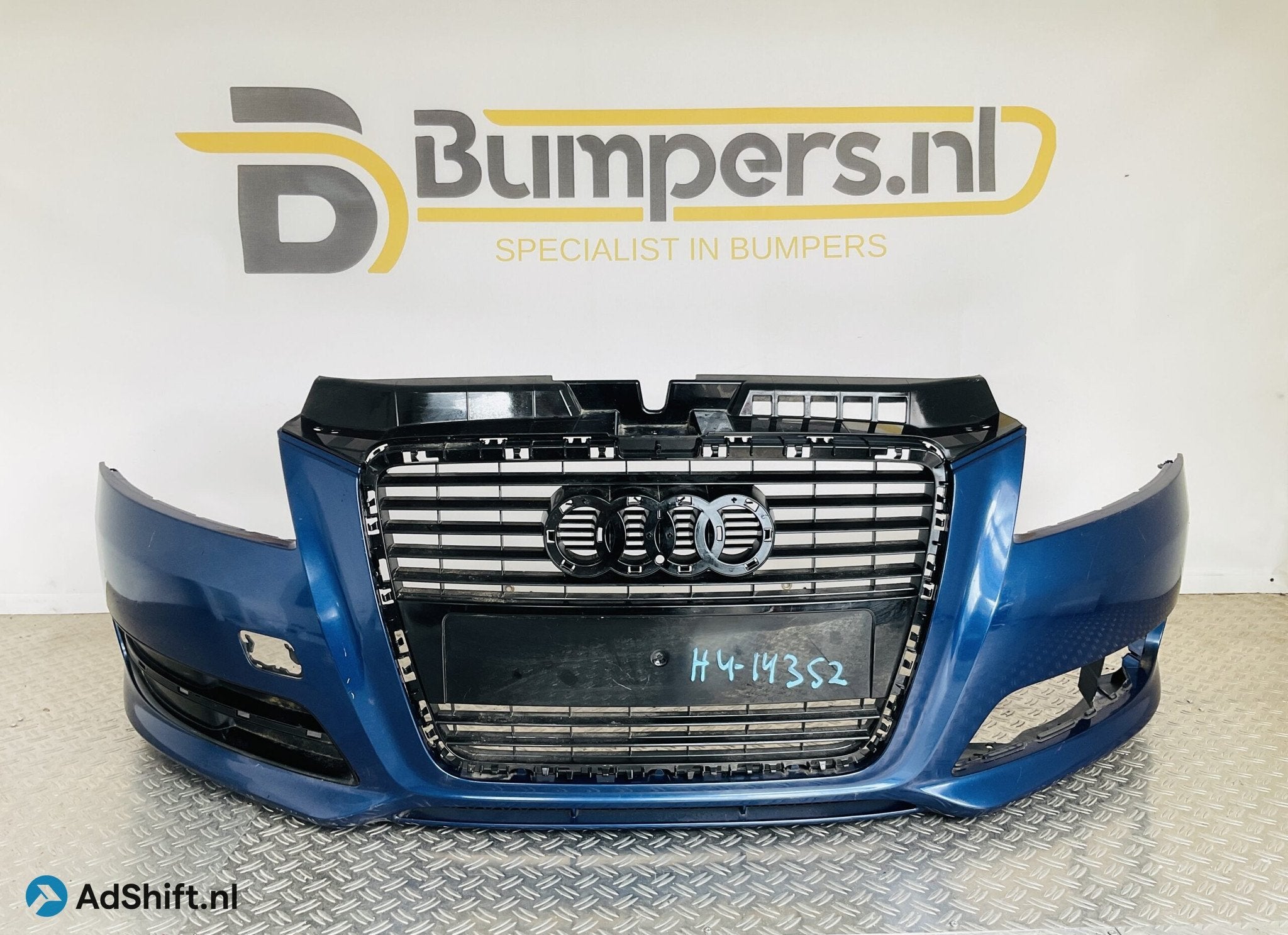 Bumper Audi A3 8P Facelift 2007-2012 8P0807437H Voorbumper 1, Auto-onderdelen, Bumper