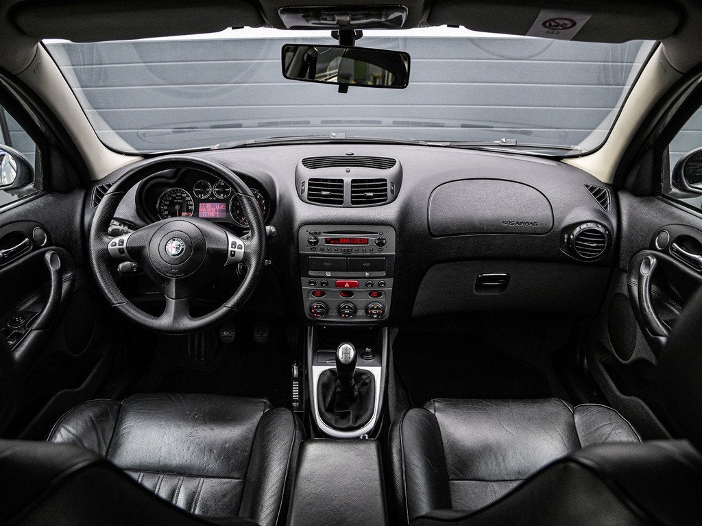 Alfa Romeo 147 1.6 T.Spark Progression | Leder | Climate con, Auto's, Alfa Romeo, Voorwielaandrijving, Gebruikt, Zwart, 4 cilinders