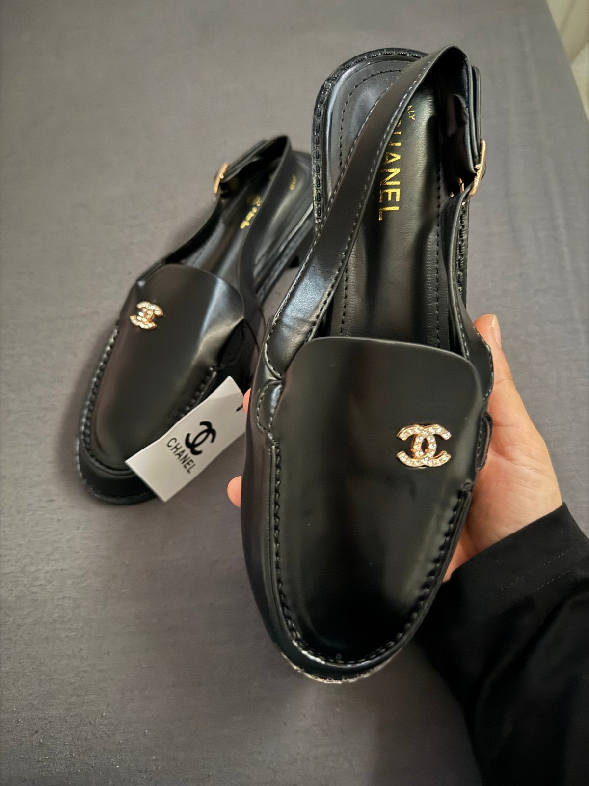 Chanel-stijl instappers met gesp - Maat 38 NIEUW, Ophalen of Verzenden, Nieuw, Zwart, Instappers