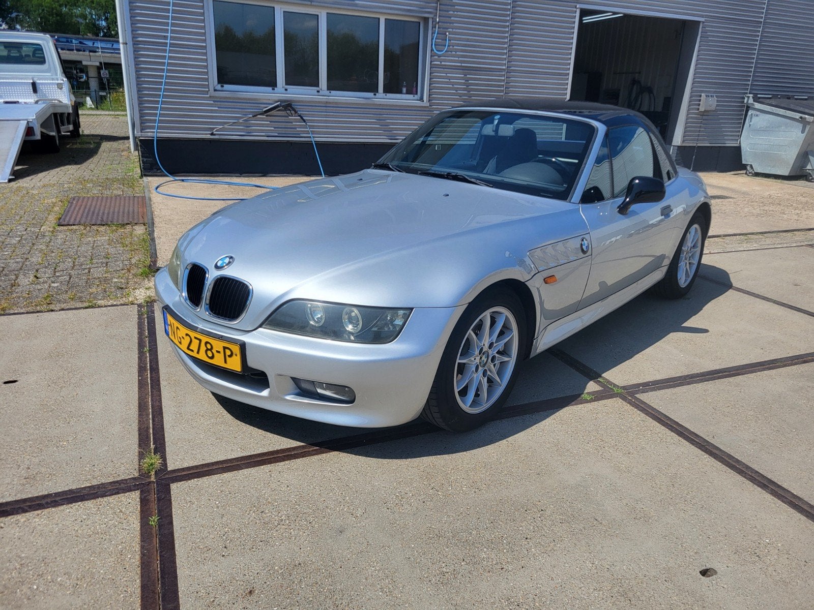 BMW 1996 Grijs, Cabriolet, 4 stoelen, 49 €/maand, Handgeschakeld
