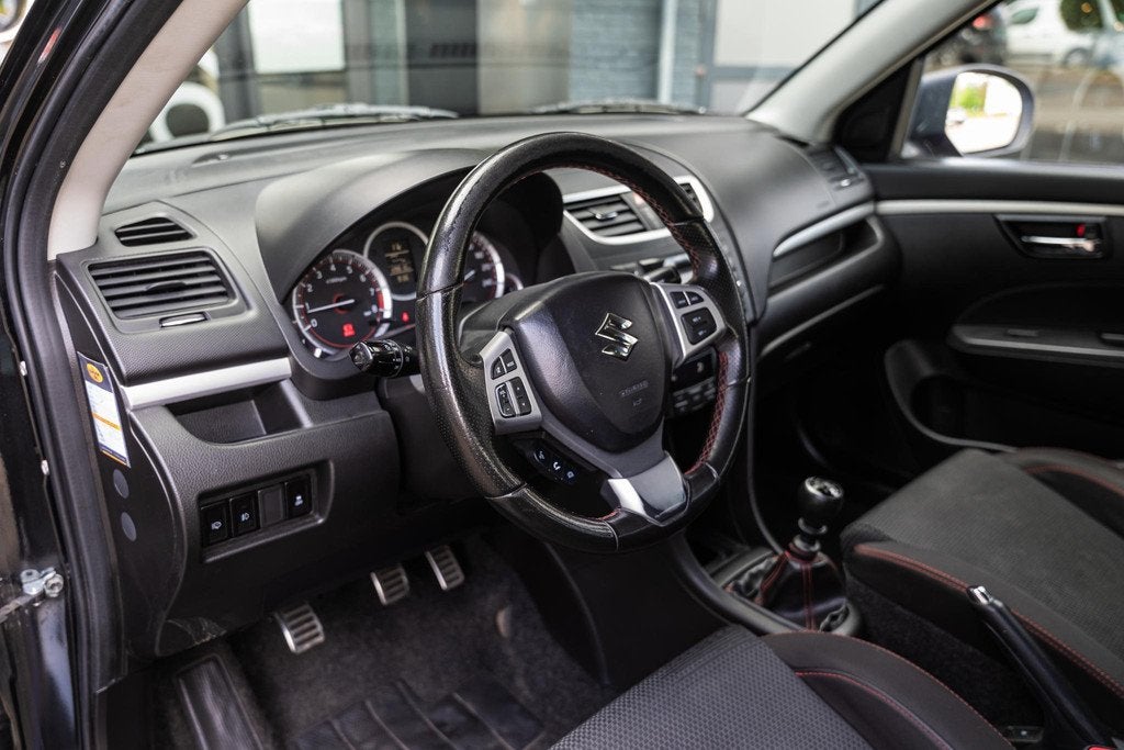 Suzuki Swift 1.6 Sport CRUISE/KEYLESS/UITLAAT/STOEL VERWARMI, Voorwielaandrijving, Euro 5, 400 kg, Swift