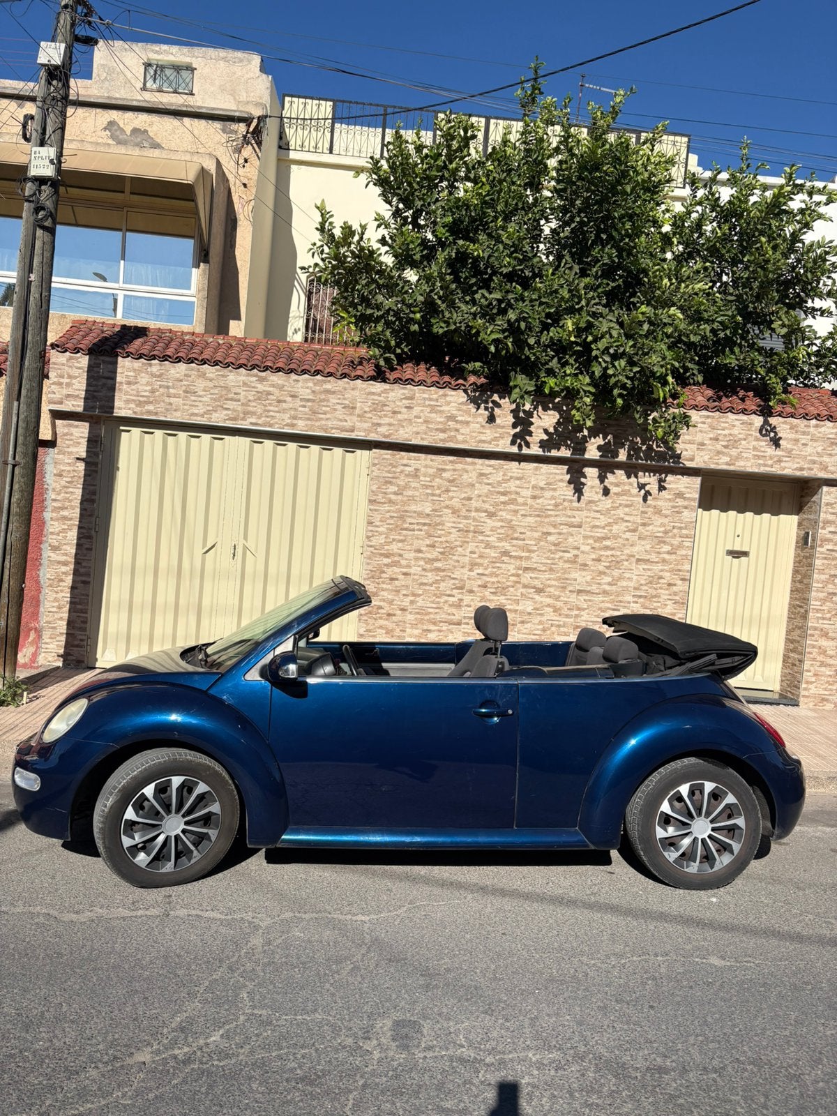 Volkswagen Beetle (Kever) 1.6 Cabriolet 75KW 2006 Blauw, Beetle (Kever), 4 cilinders, Cabriolet, Handgeschakeld