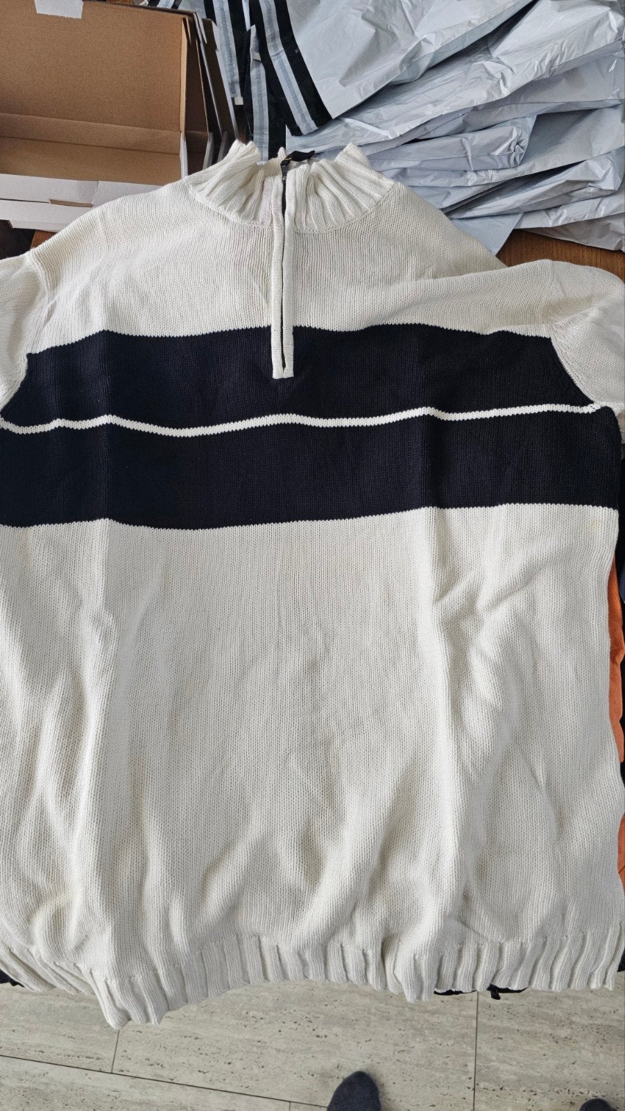 13 kg Grade B Merkkleding Mix (26 tops, 3 broeken), Kleding | Heren, Ophalen of Verzenden, Gedragen