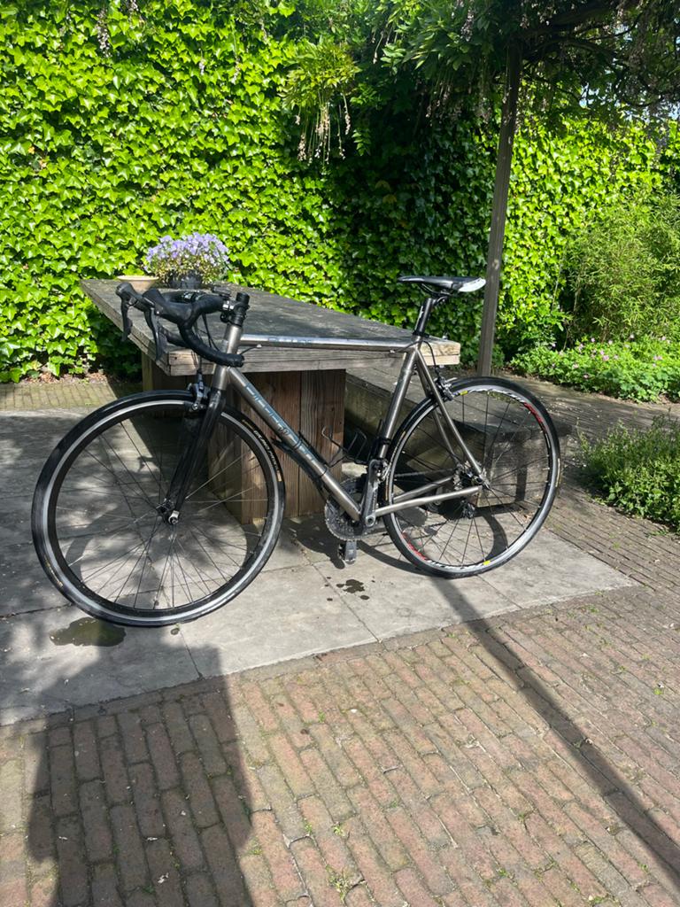 Gilbertson Racefiets -  Titanium racefiets met velgremmen, 28 inch, Gebruikt, Meer dan 20 versnellingen, 53 tot 57 cm