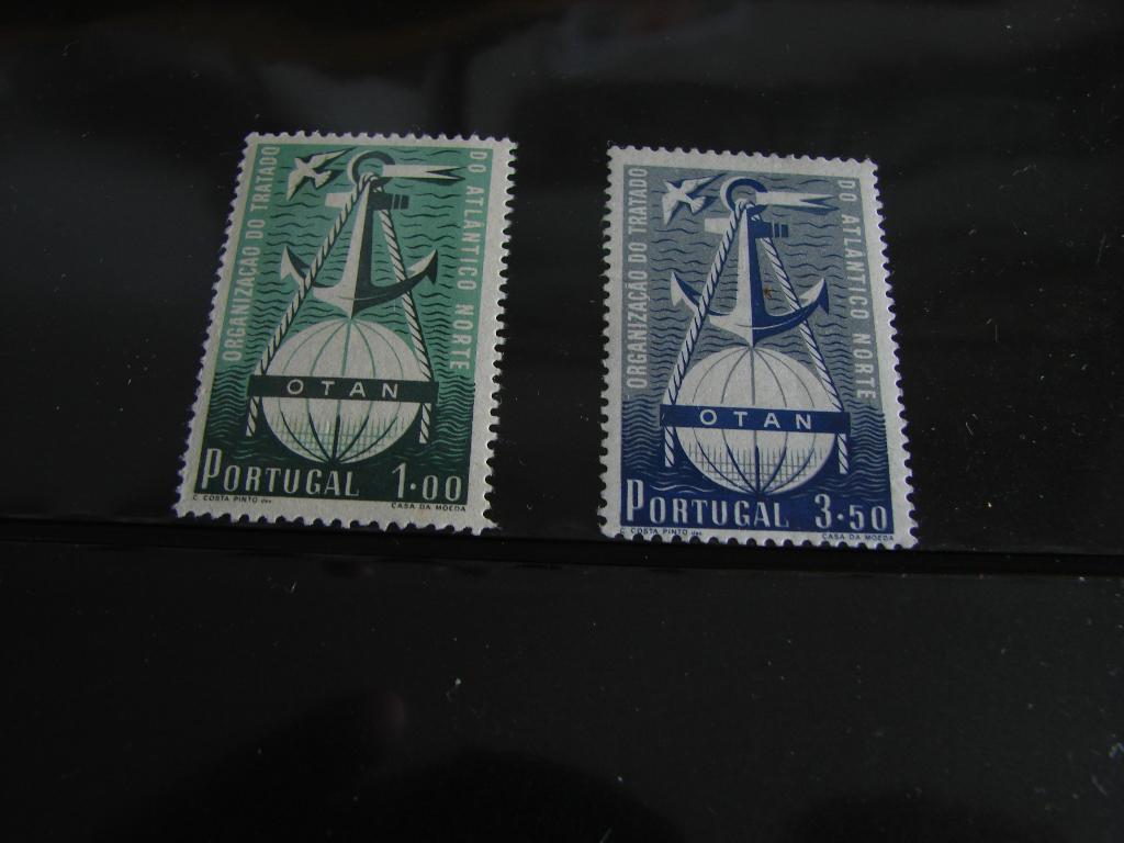 Portugal nr 778--779 postfris cat 350,00, Postzegels en Munten, Postzegels | Europa | Overig, Ophalen of Verzenden, Portugal