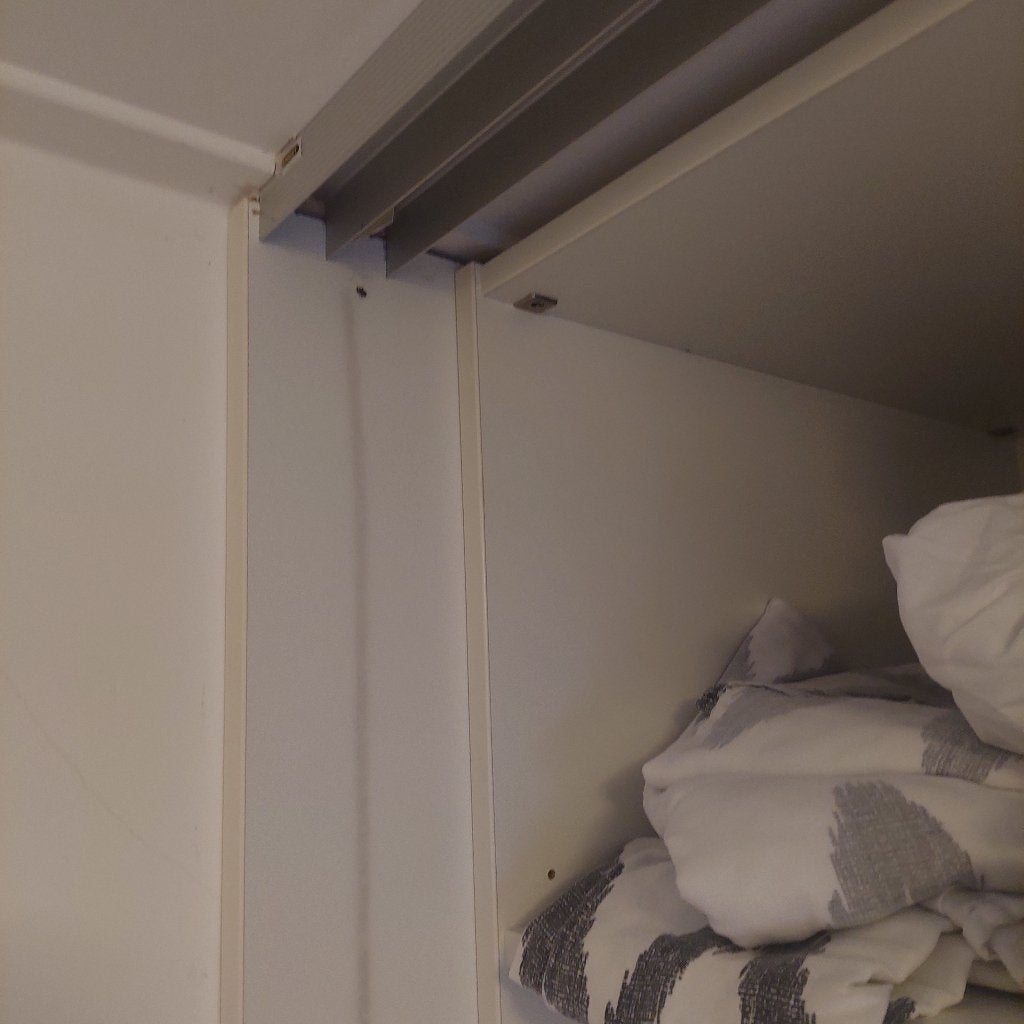 kast met schuifdeuren en vakverdelingen, Ophalen, Zo goed als nieuw