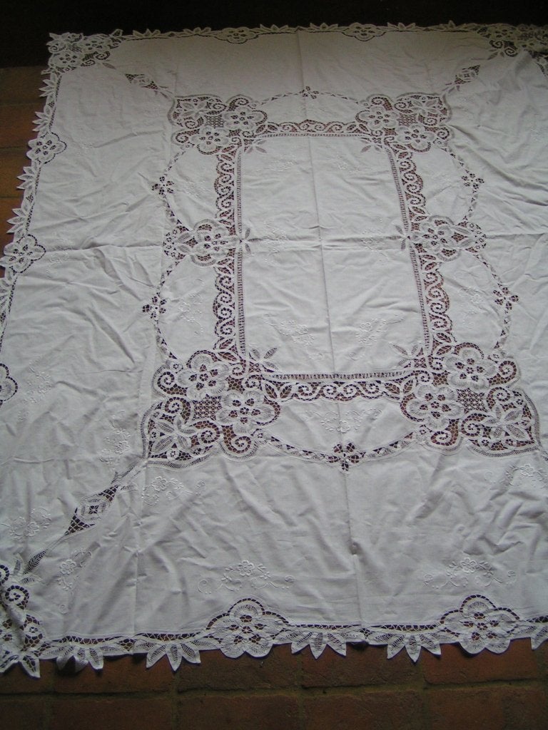 tafelkleed met lintkant nr DD 266, Verzenden, Zo goed als nieuw, Katoen, Wit