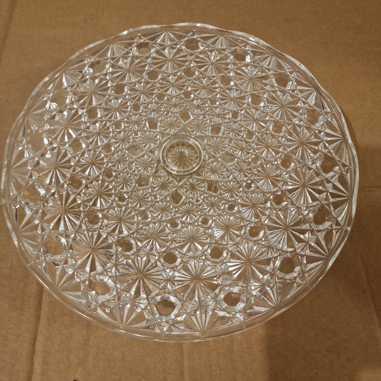 Glazen taartplateau met patroon, Overige typen, Ophalen, Zo goed als nieuw, Glas