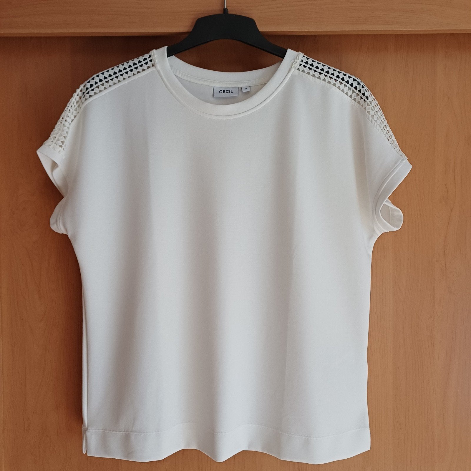 Te koop: Cecil top/shirt - Vanilla white Mt.M, Wit, Maat 42/44 (L), Ophalen of Verzenden, Zo goed als nieuw