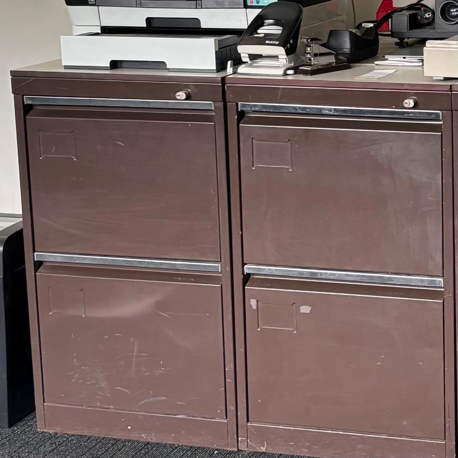 Ahrend ladekast - Bruin metalen archiefkast, Ophalen, Gebruikt, 100 tot 150 cm, 50 tot 100 cm