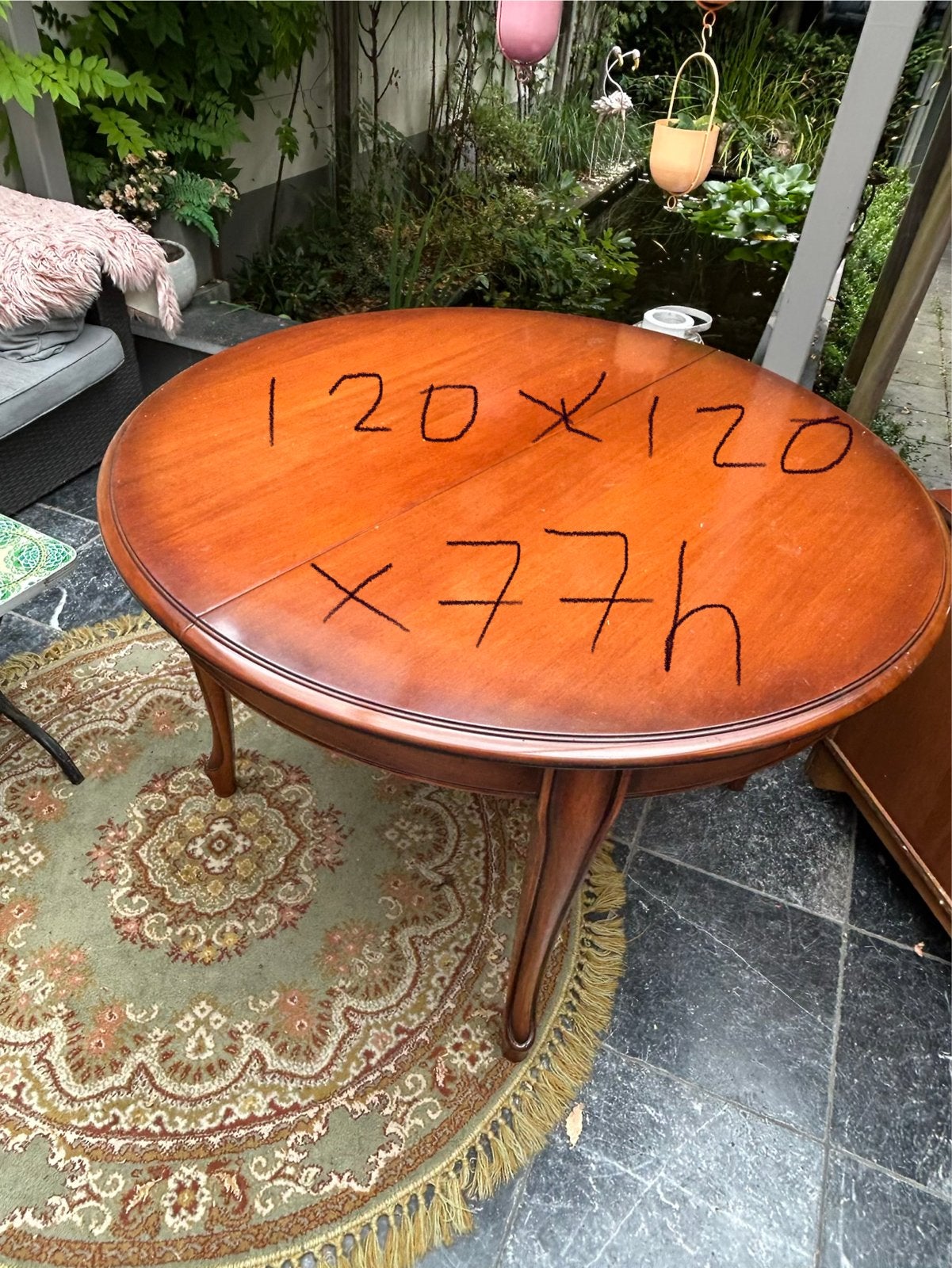Nette uitschuifbare eettafel - geen krassen, Antiek en Kunst, Ophalen