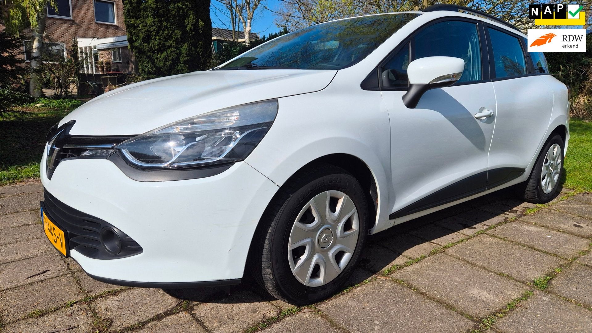 Renault Clio Estate 0.9 TCe NIEUWE APK NWE KETTING CRUISE AI, Voorwielaandrijving, 898 cc, Euro 6, 580 kg
