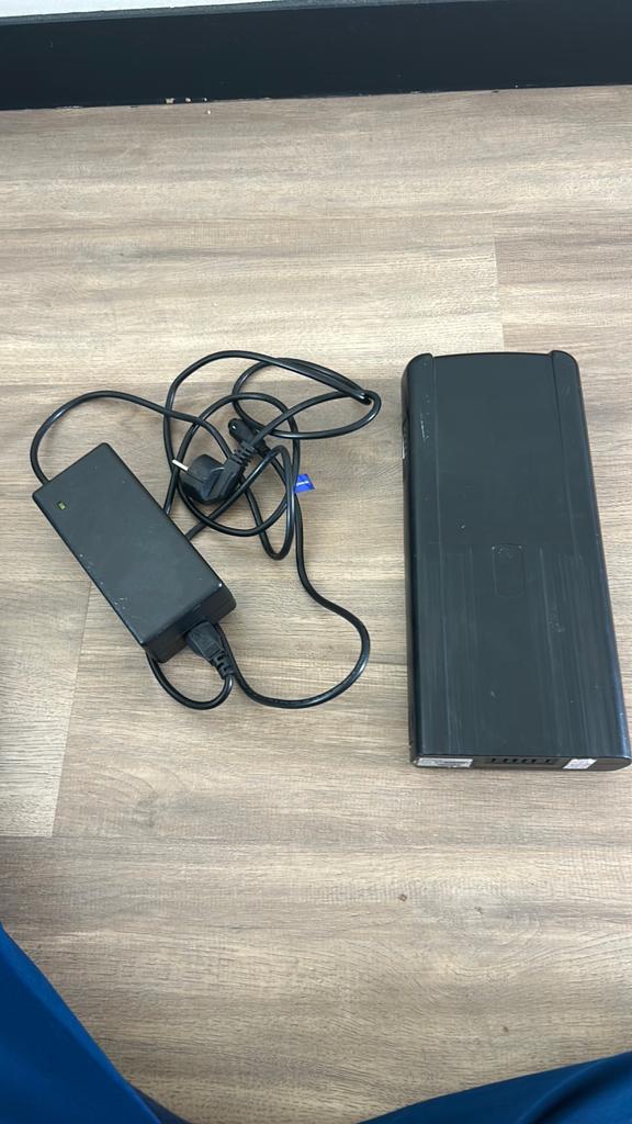 Accell Group E-bike Accu en Oplader, Ophalen of Verzenden, Gebruikt