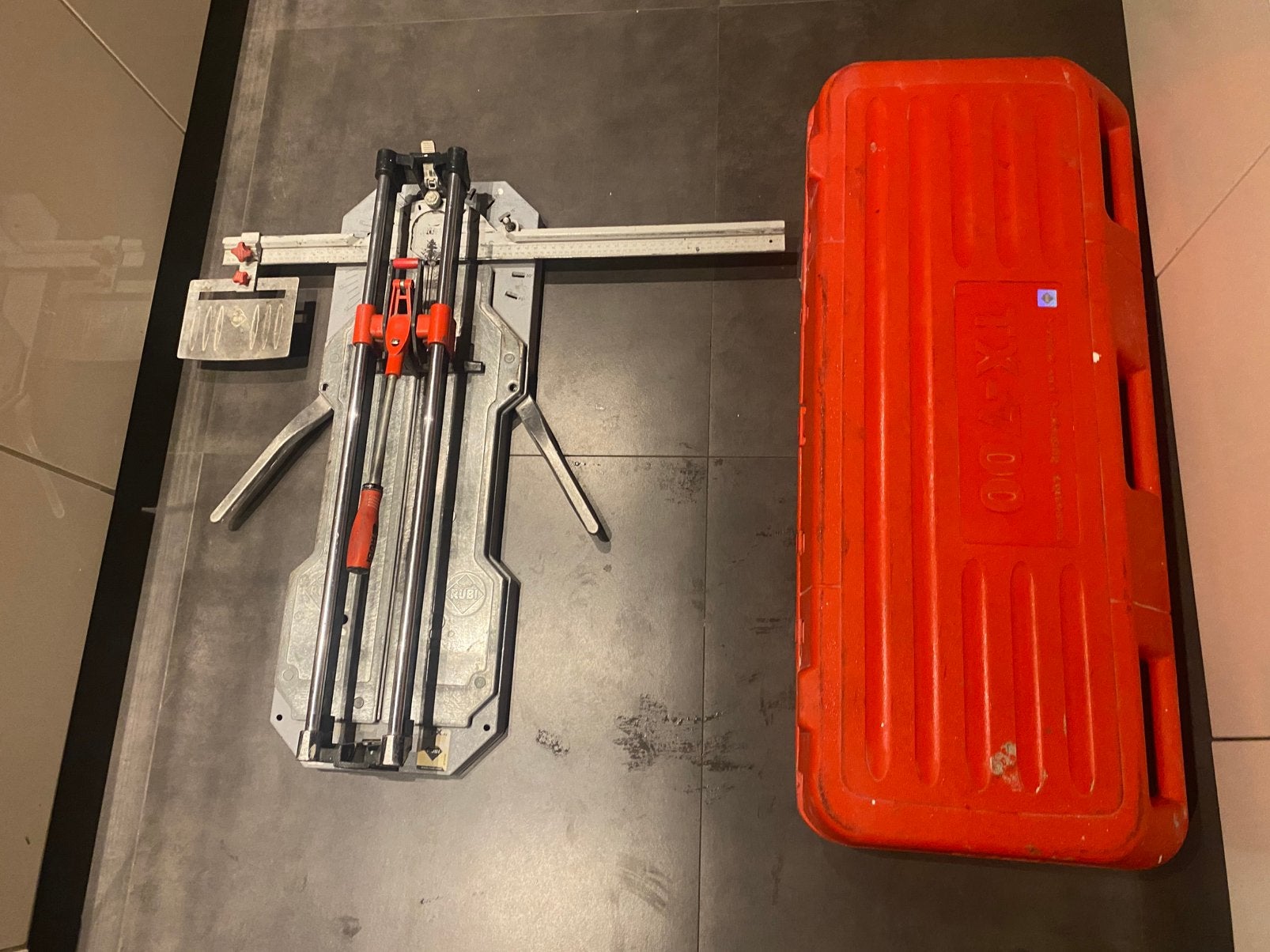 Rubi TX-700-N tegelsnijder, Ophalen of Verzenden, Zo goed als nieuw