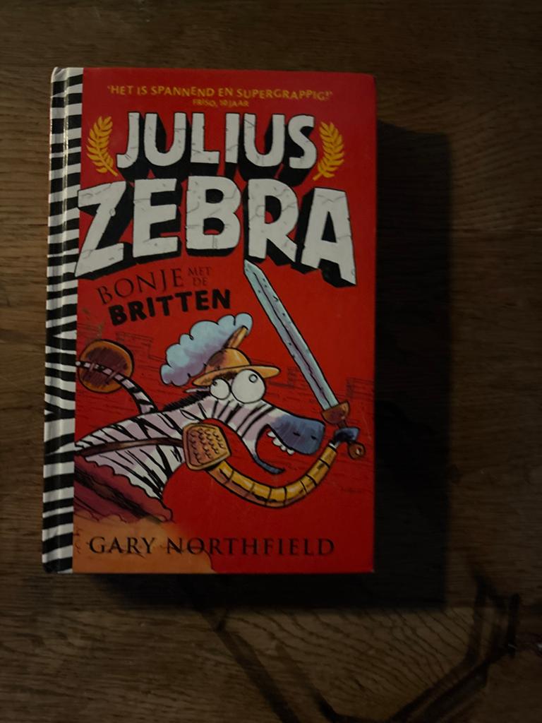 Julius Zebra: Bonje met de Britten - Gary Northfield, Boeken, Ophalen of Verzenden, Gelezen, Fictie algemeen