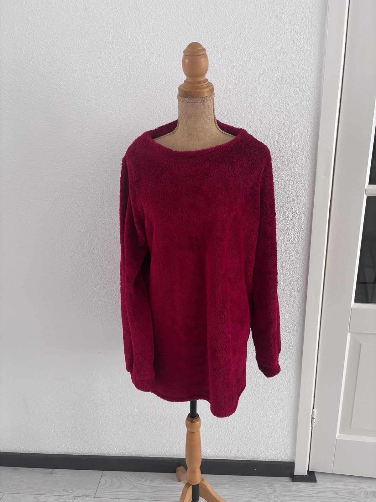 Nelly teddy trui maat M, Kleding | Dames, Ophalen of Verzenden, Zo goed als nieuw, Maat 38/40 (M), Rood